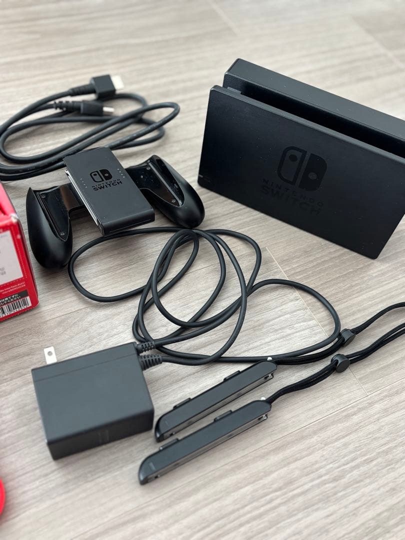 美品：Nintendo Switch 本体