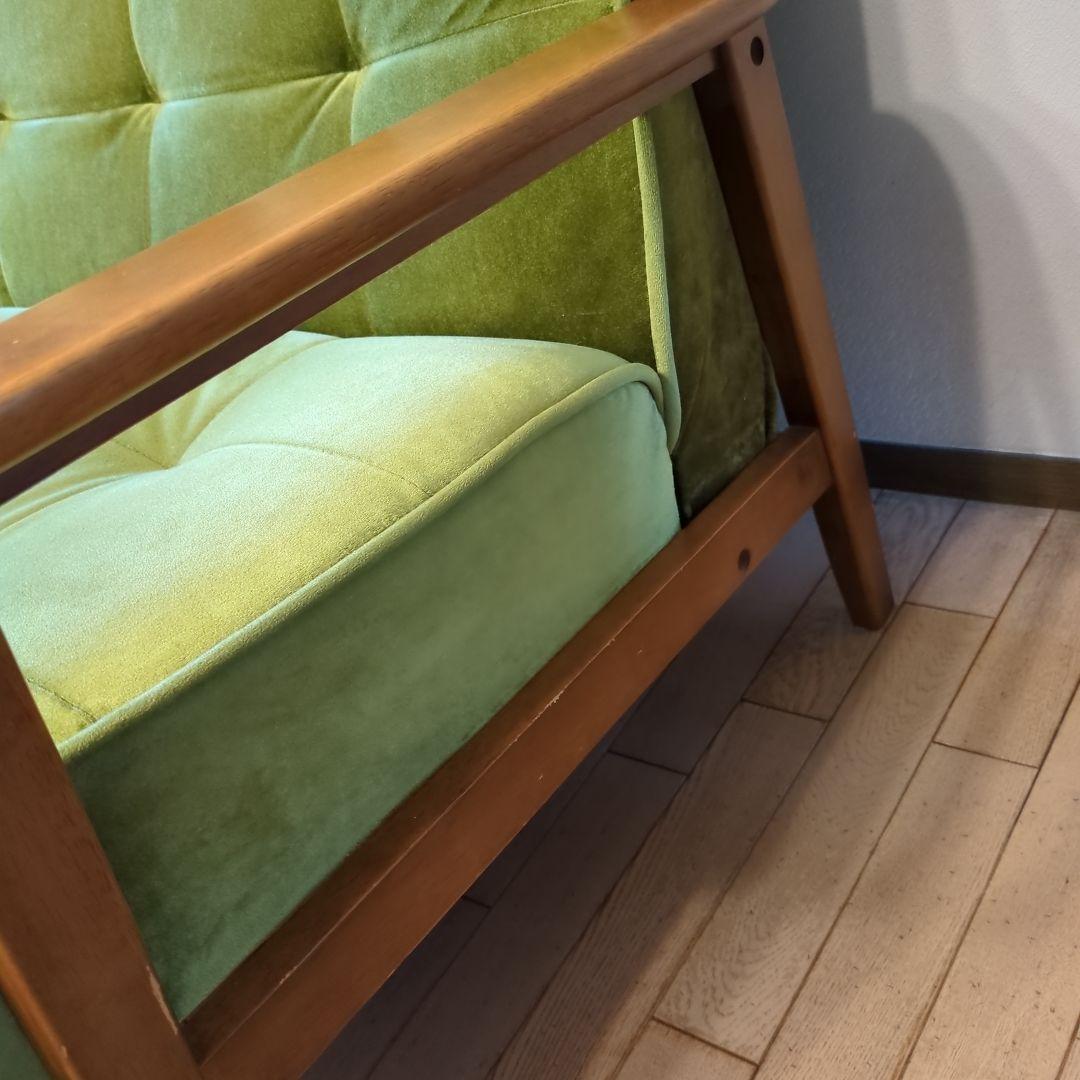 イキカグ IKIKAGU　アンティーク風2人掛けソファ　ベロア調の生地　グリーン