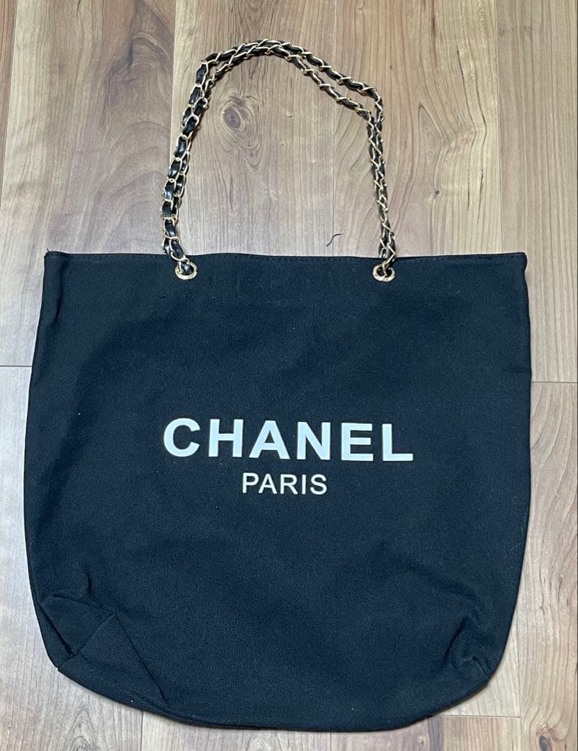 未使用 CHANEL ノベルティ ブラック チェーントートバッグ