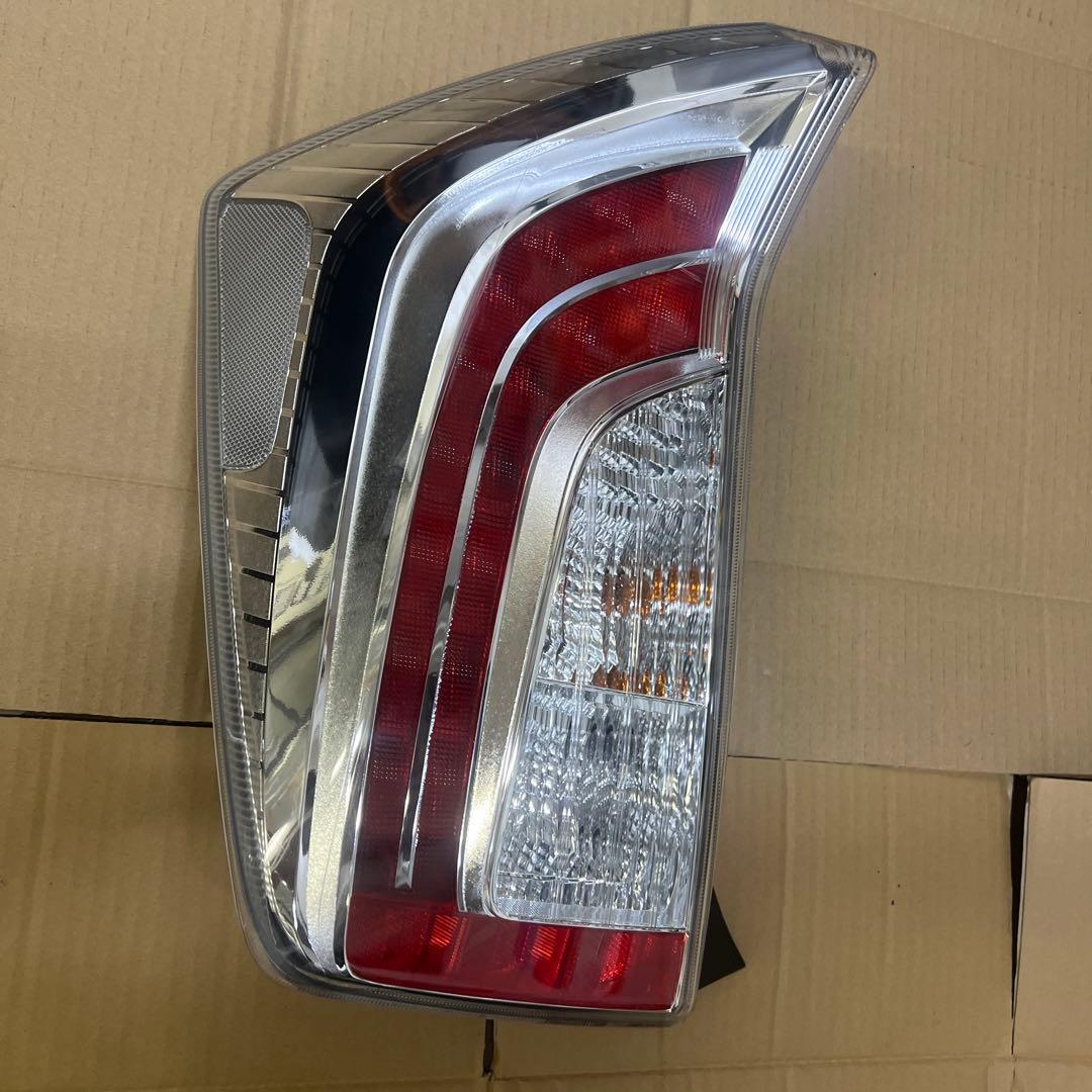 プリウス 30系LED 左テールランプ