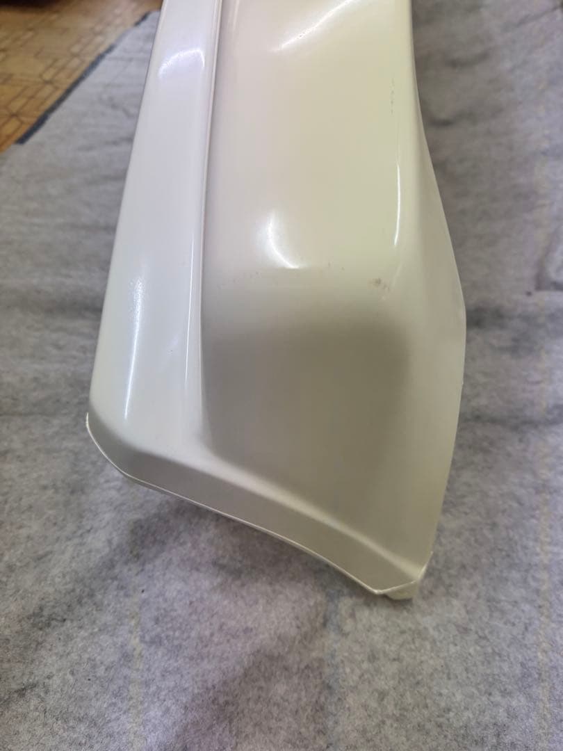 s*o様 新品未使用！タニグチ FRPスタイリッシュバンパー　フロント　JB23