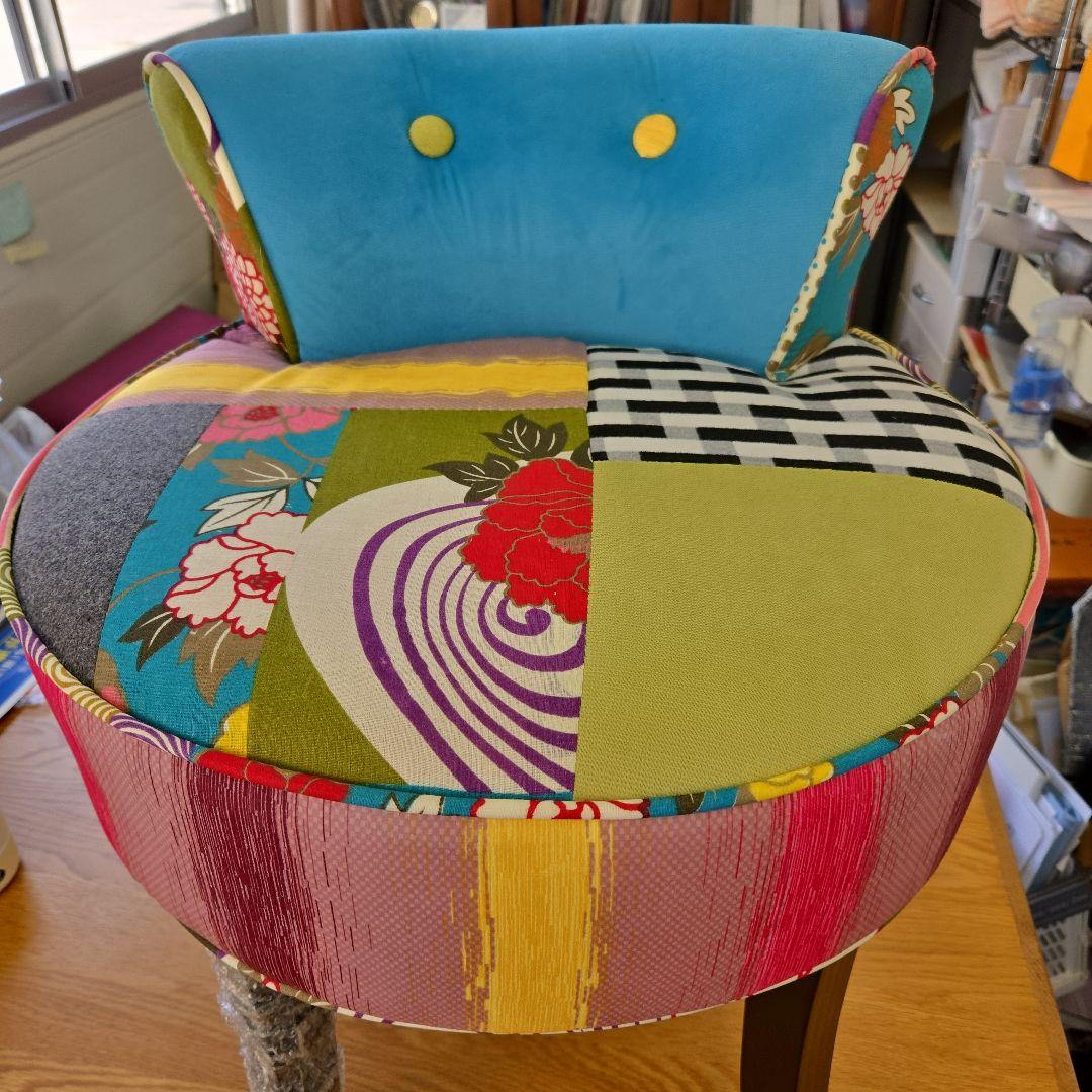 カラフルパッチワーク丸型椅子