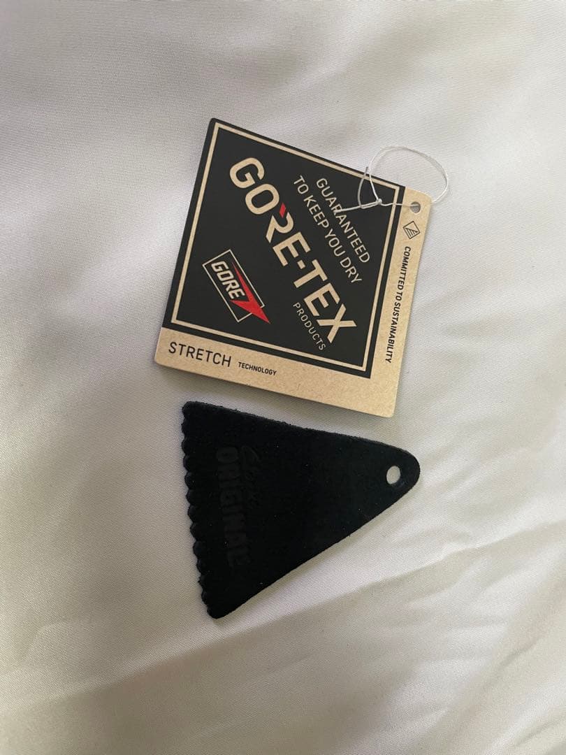 オ*ヤ様 Clarks クラークス ワラビー ゴアテックス 黒 UK7.5 25