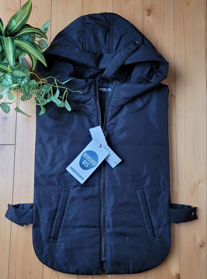 新品　昨年　ヒロコビス　ベスト　ジレ　黒　ブラック