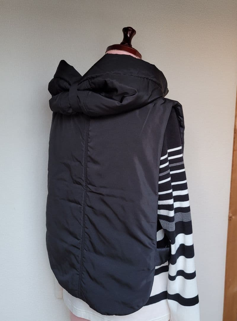 新品　昨年　ヒロコビス　ベスト　ジレ　黒　ブラック