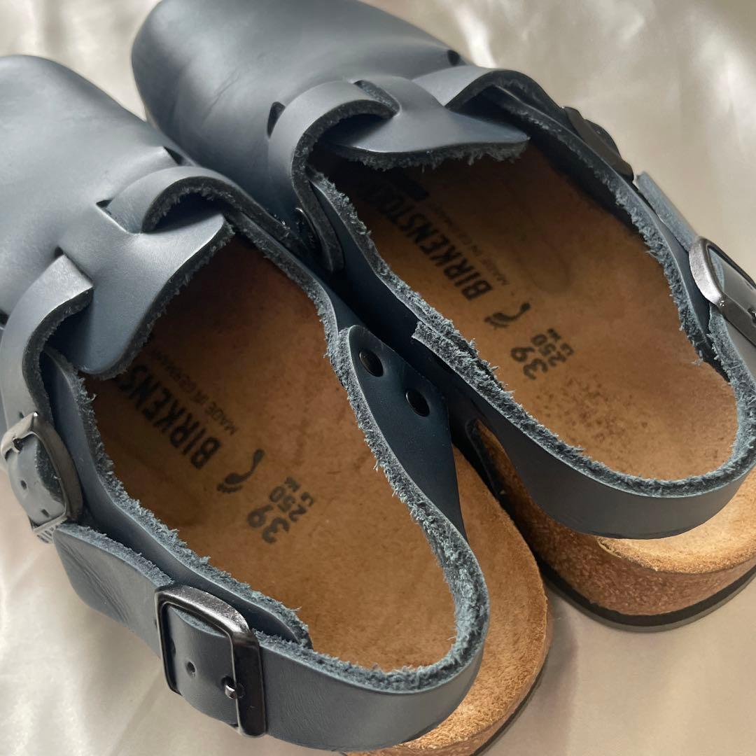 美品　ビルケンシュトック　TOKIO レザーサンダル　25.0cm ネイビー