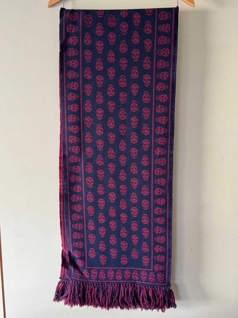 アレキサンダーマックイーン スカル マフラー