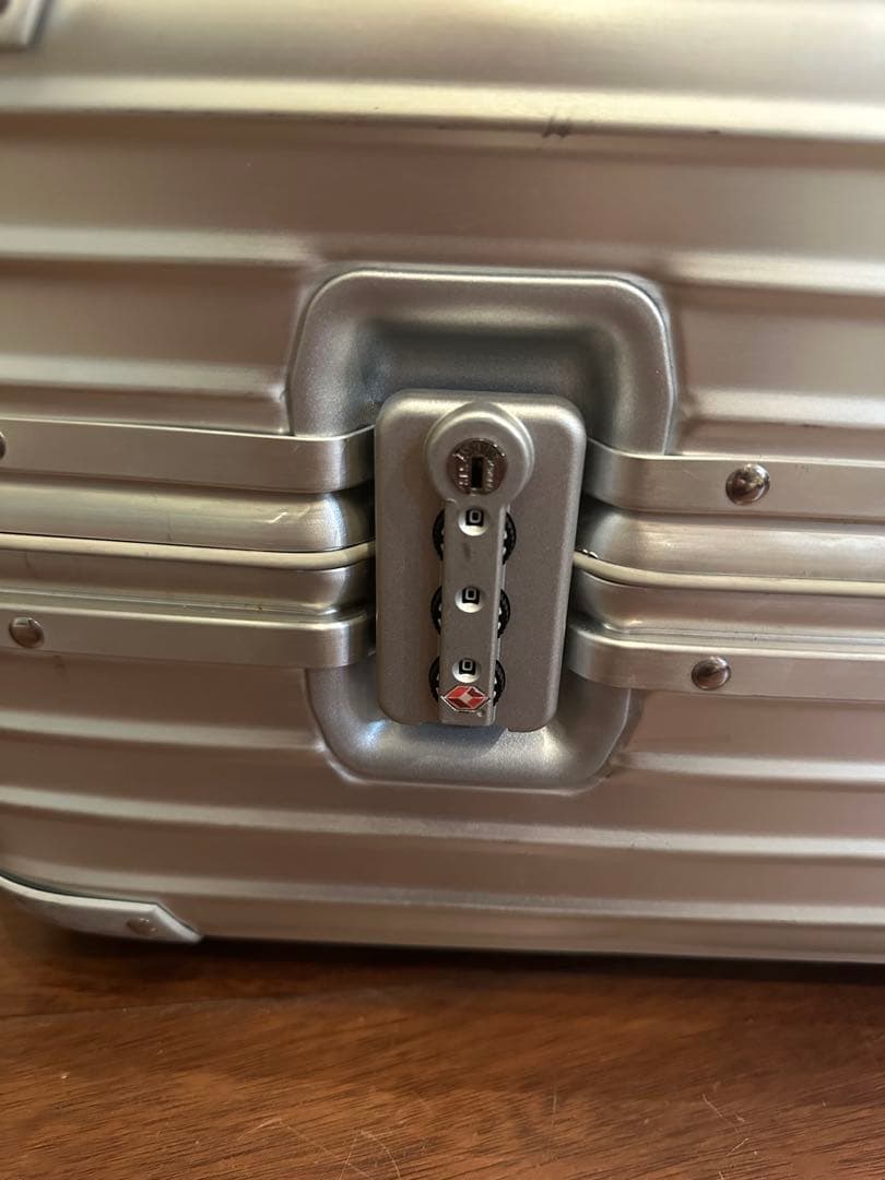 【最安値】RIMOWA 4輪 トパーズ 98L アルミ キャリーケース