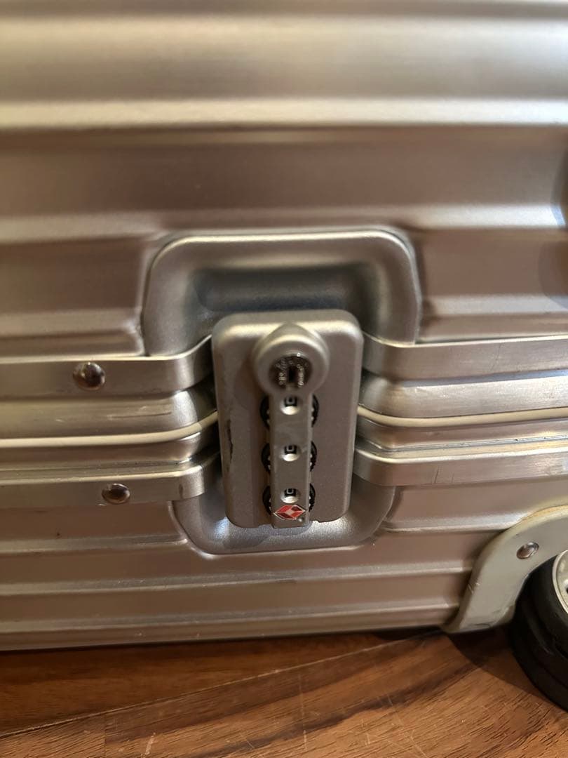 【最安値】RIMOWA 4輪 トパーズ 98L アルミ キャリーケース