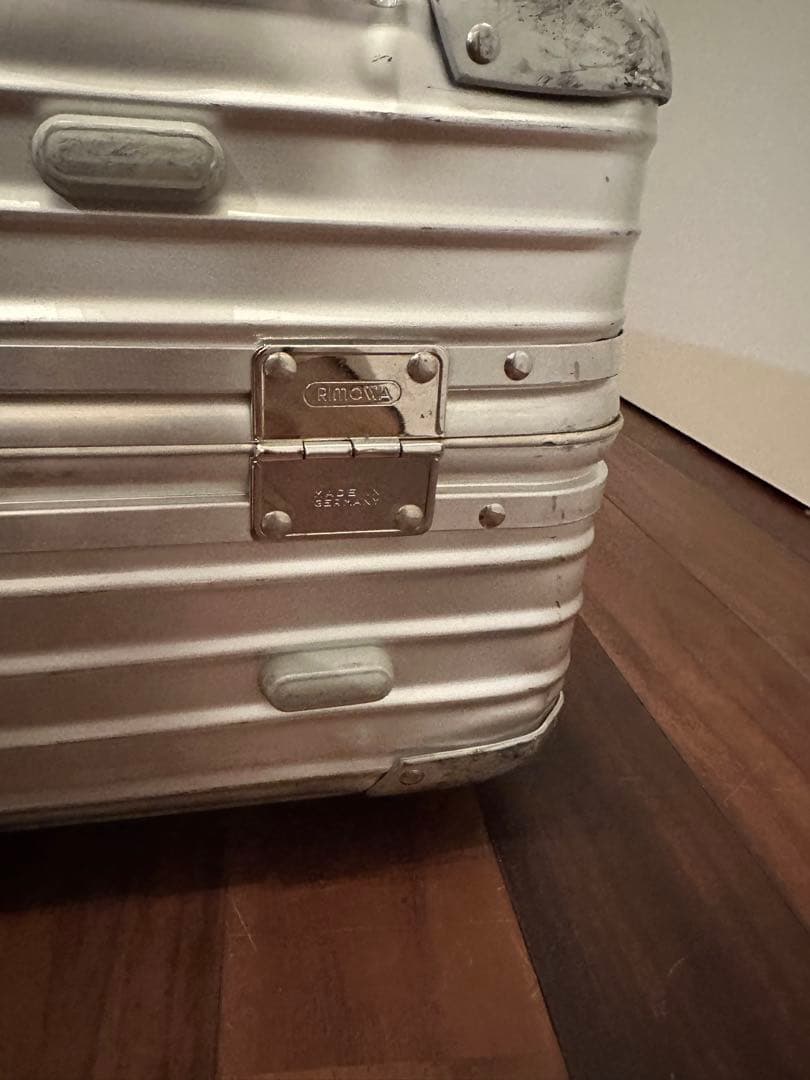 【最安値】RIMOWA 4輪 トパーズ 98L アルミ キャリーケース