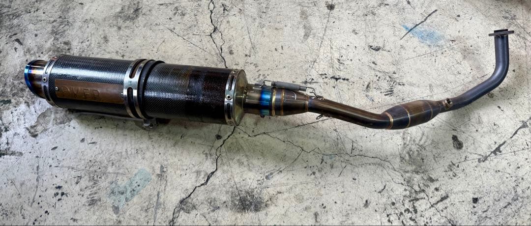 シグナスグリファス社外マフラー