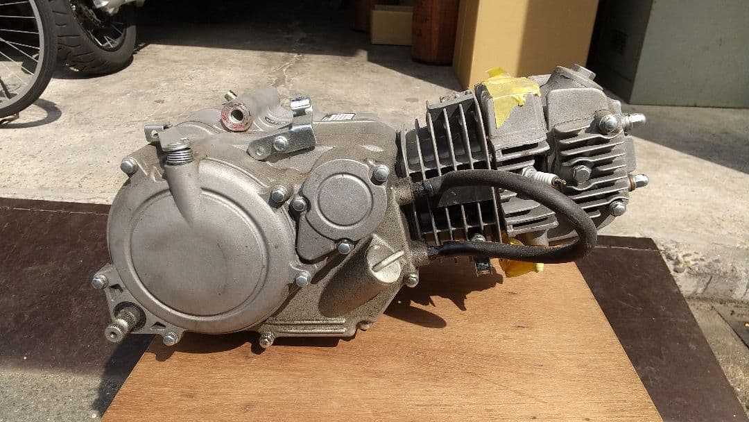 ミニモト　GPX125　中古エンジン　修理　ジャンク　部品取り　など　未確認品