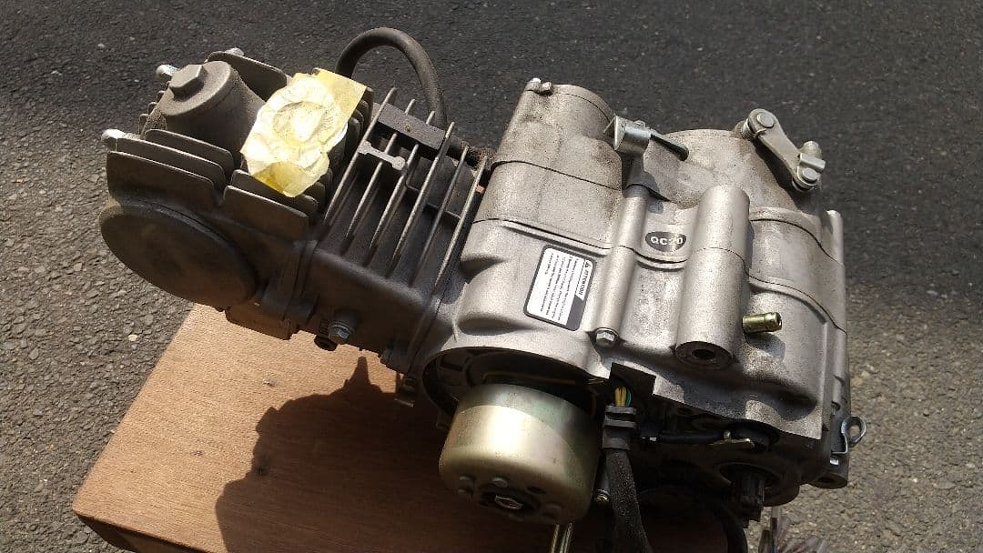 ミニモト　GPX125　中古エンジン　修理　ジャンク　部品取り　など　未確認品