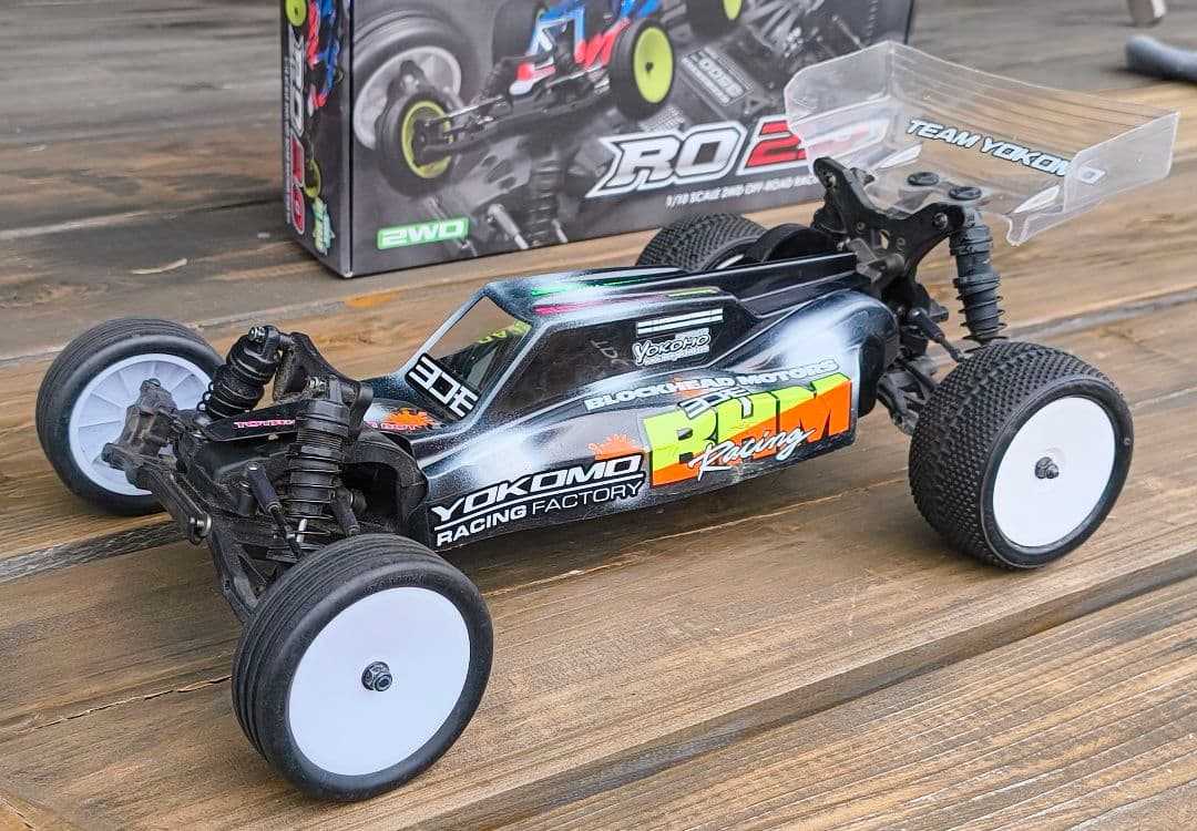 ヨコモ ルーキーオフロード2.0 タイヤホイール付き