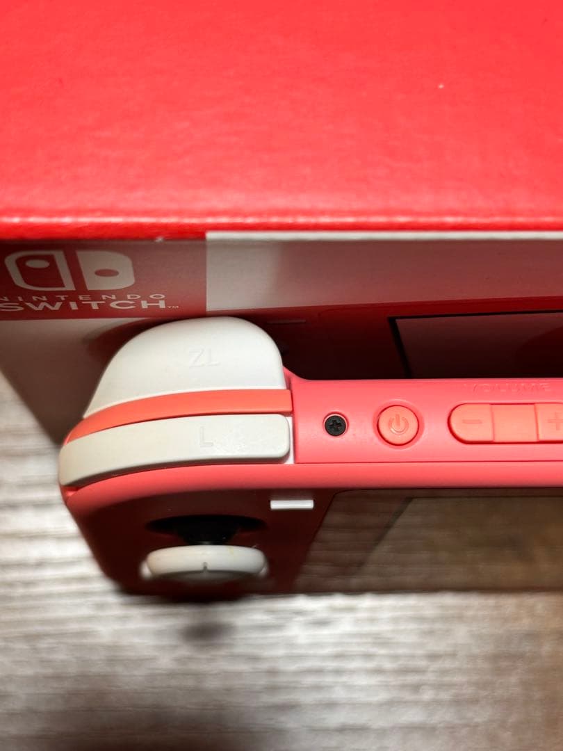 Nintendo Switch Lite コーラル ニンテンドースイッチライト