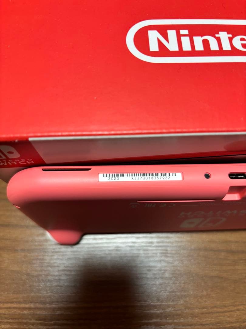 Nintendo Switch Lite コーラル ニンテンドースイッチライト