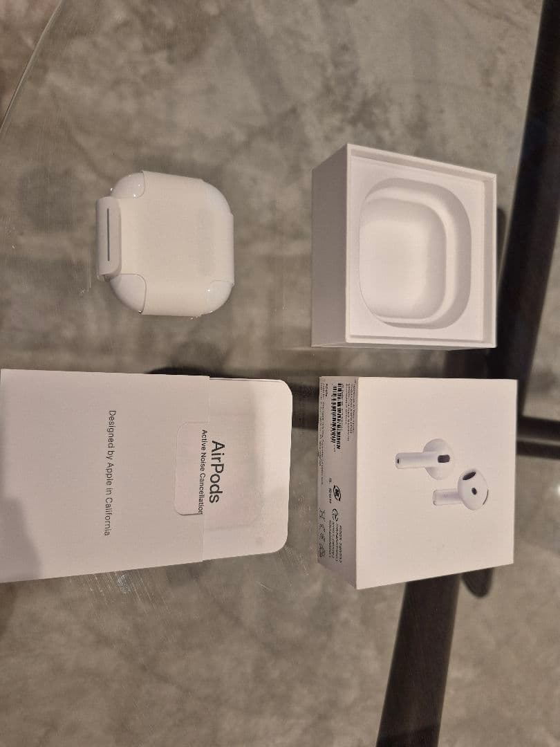 AirPods MXP93J/A アクティブノイズキャンセリング　4世代