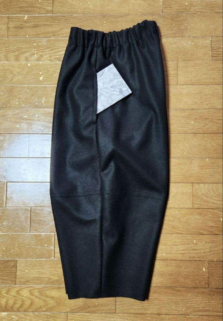 しまちんバルーンパンツ　圧縮ウール　黒