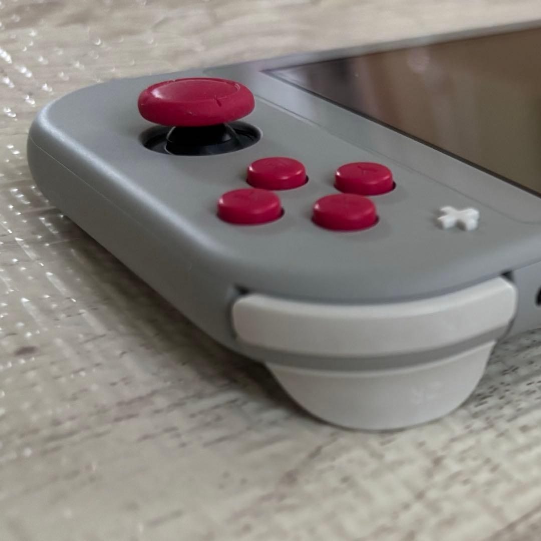 Nintendo Switch Lite ポケモンデザイン　ザシアン・ザマゼンタ