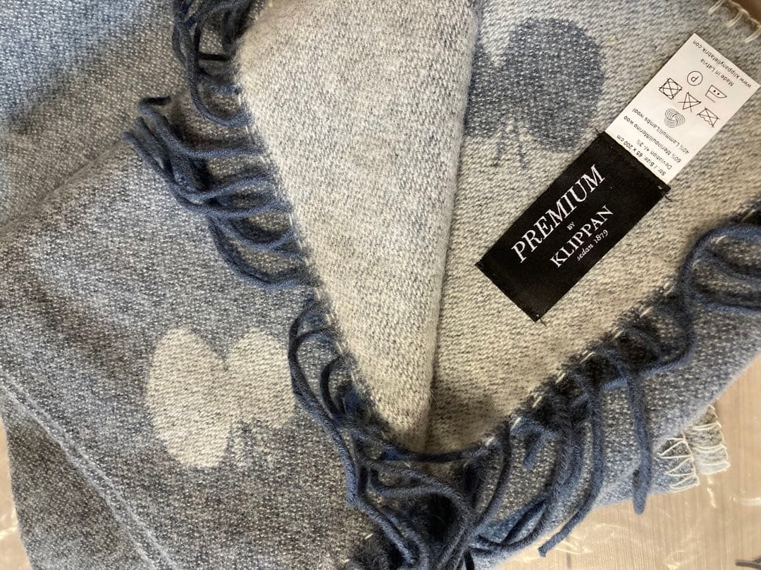 新品　ミナペルホネン×KLIIPPAN ウールストール choucho