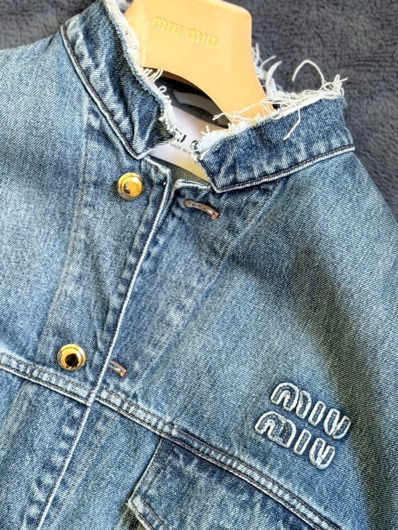 ⭐︎MiuMiuタグあり百貨店購入デニムジャケット2024