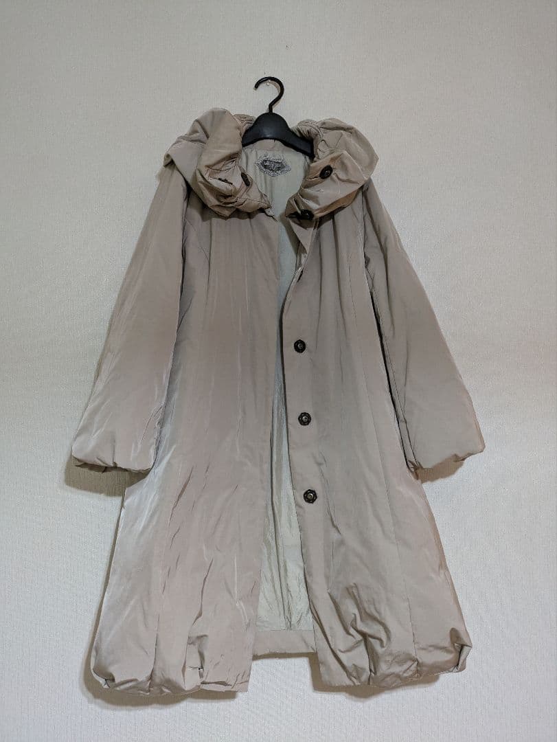 MARLENE DAM 　ダウンコート　ベージュ　42　SWINSWING