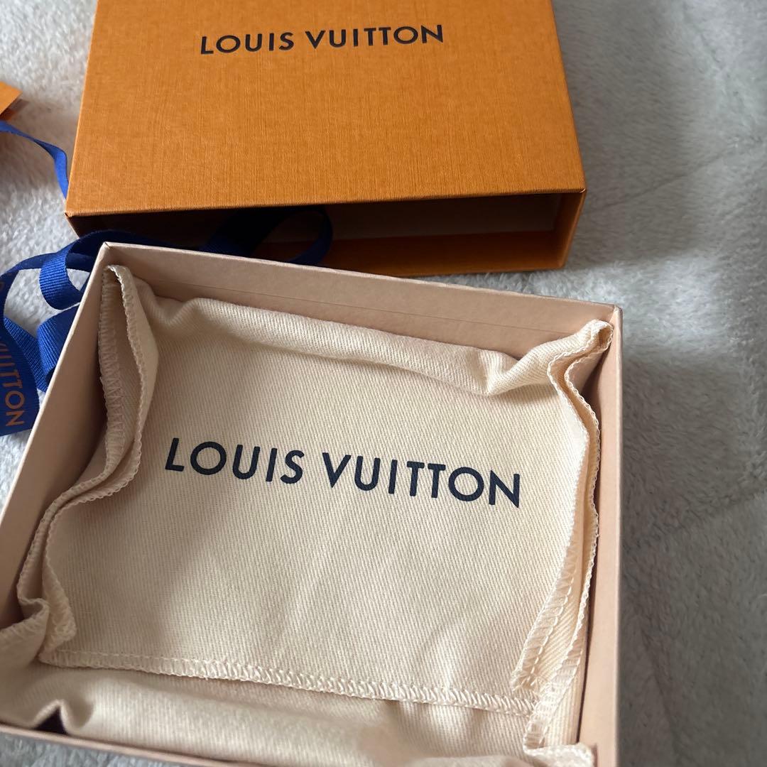 LOUIS VUITTON 二つ折り財布 モノグラム