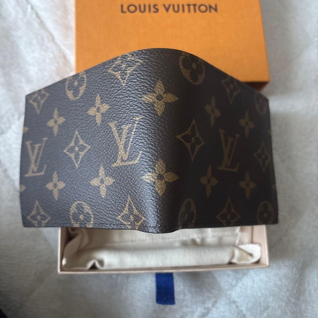 LOUIS VUITTON 二つ折り財布 モノグラム