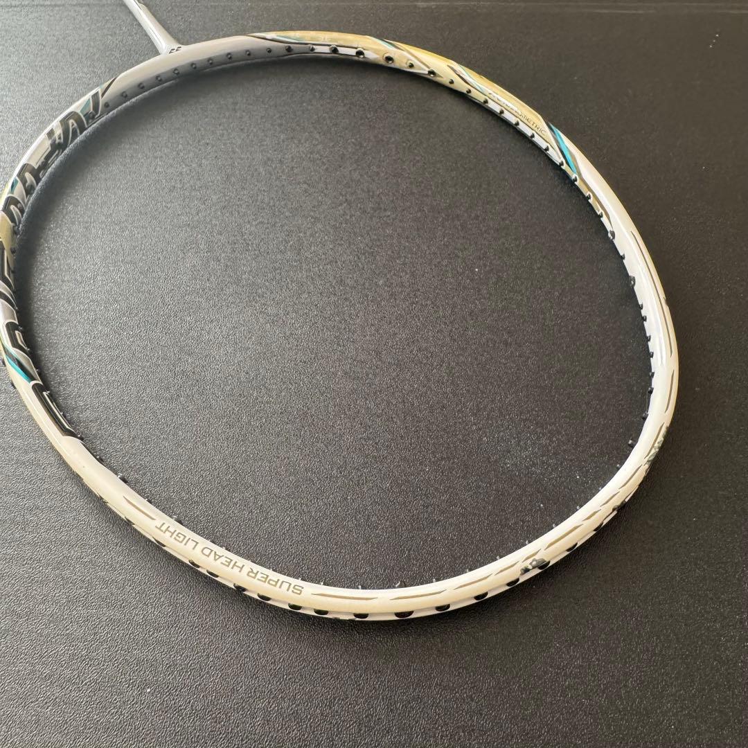 【廃盤】YONEX ナノレイ750 3UG5 バドミントン