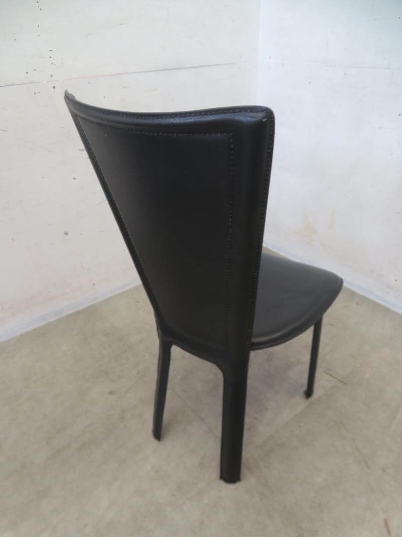 美品■IDC大塚家具■8303C■本革■ダイニングチェア■2脚セット■ブラック■