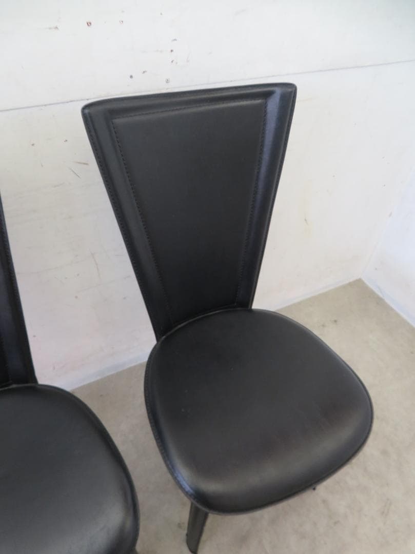 美品■IDC大塚家具■8303C■本革■ダイニングチェア■2脚セット■ブラック■