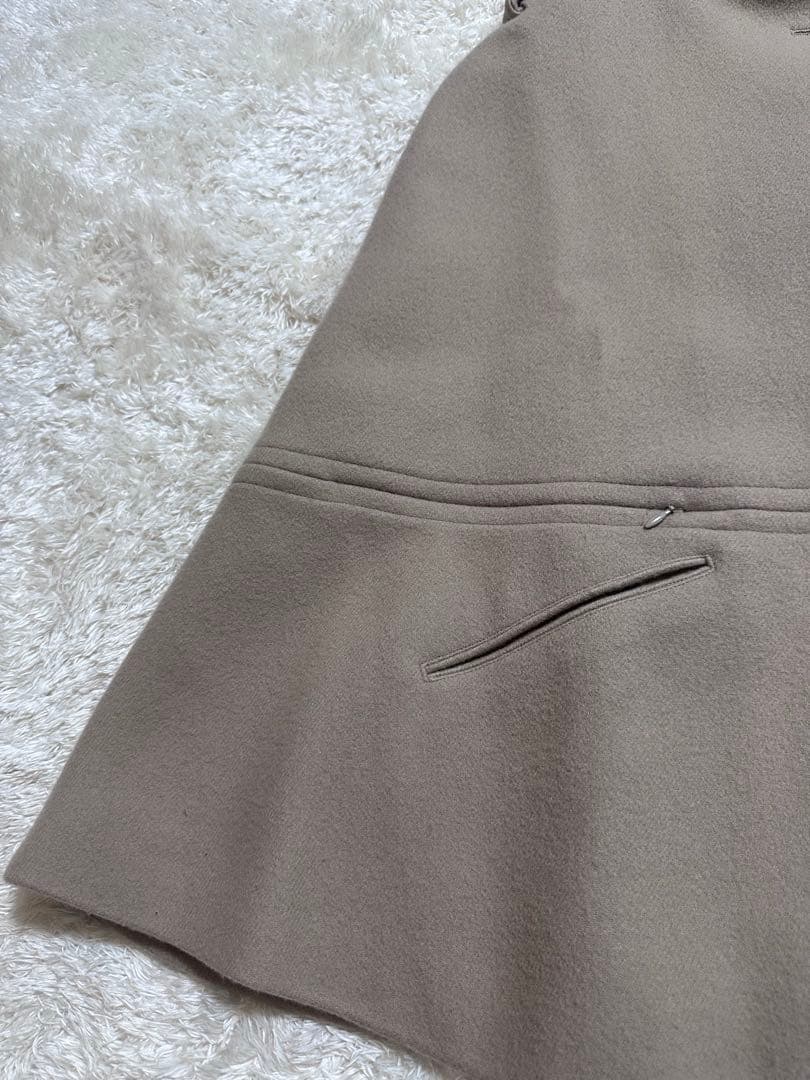 【美品】ドゥーズィエムクラス/ラクラス　ケープポンチョマントウールコートベージュ