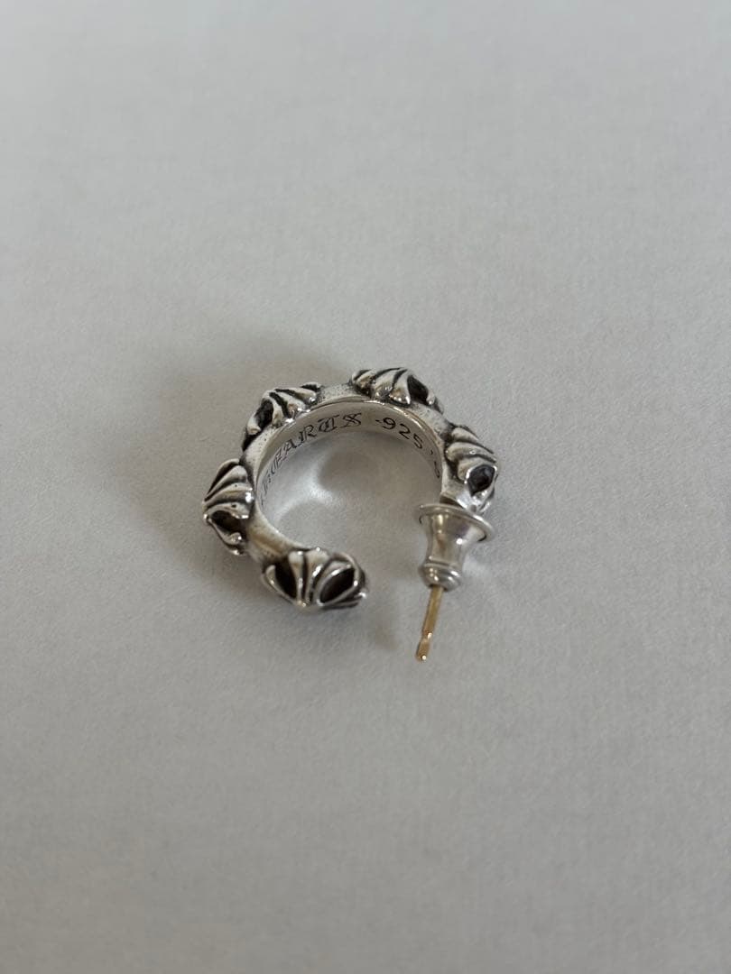 【美品】 クロムハーツ ピアス クロスバンド フープ CHROME HEARTS