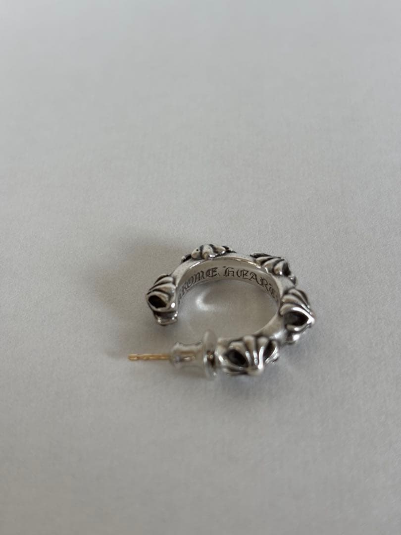 【美品】 クロムハーツ ピアス クロスバンド フープ CHROME HEARTS