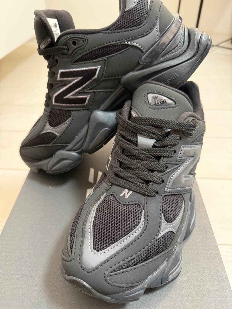 New Balance スニーカー　U9060ZGE