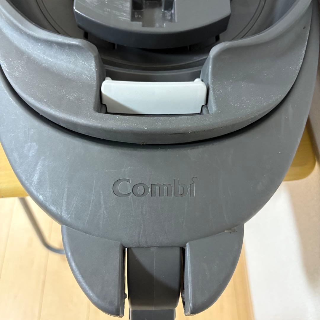 コンビ THE S ISOFIX のせかえベース