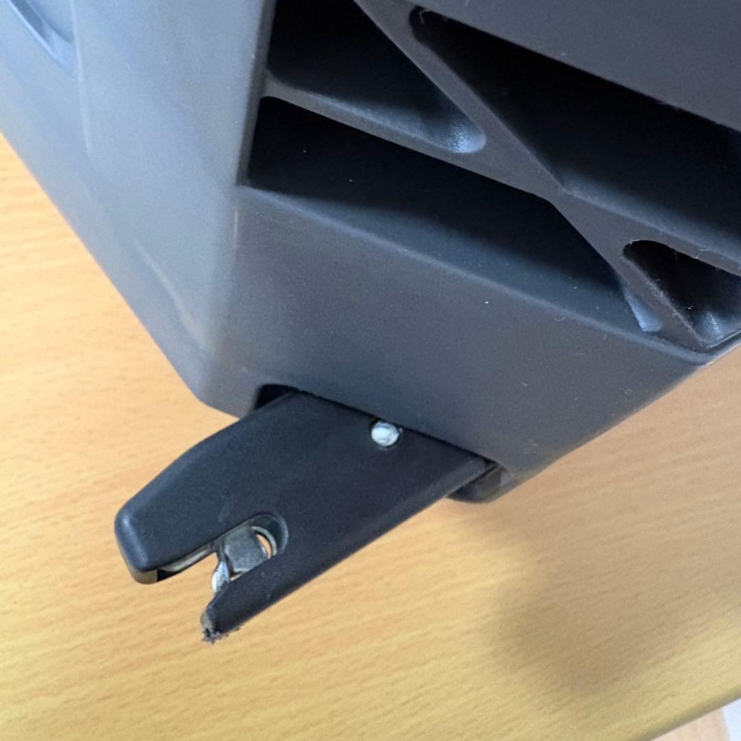 コンビ THE S ISOFIX のせかえベース