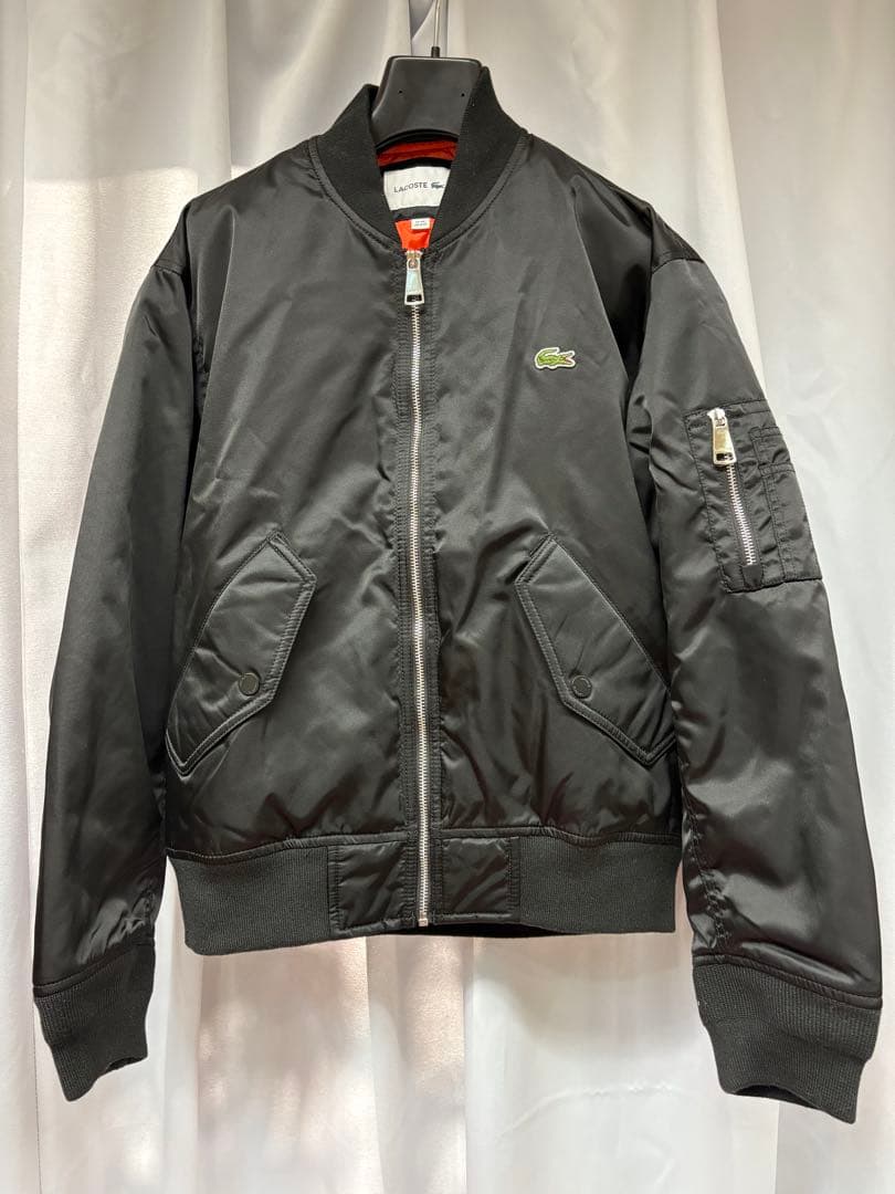 LACOSTE 撥水ボンバー 中綿 MA-1フライトジャケットミリタリーブルゾン