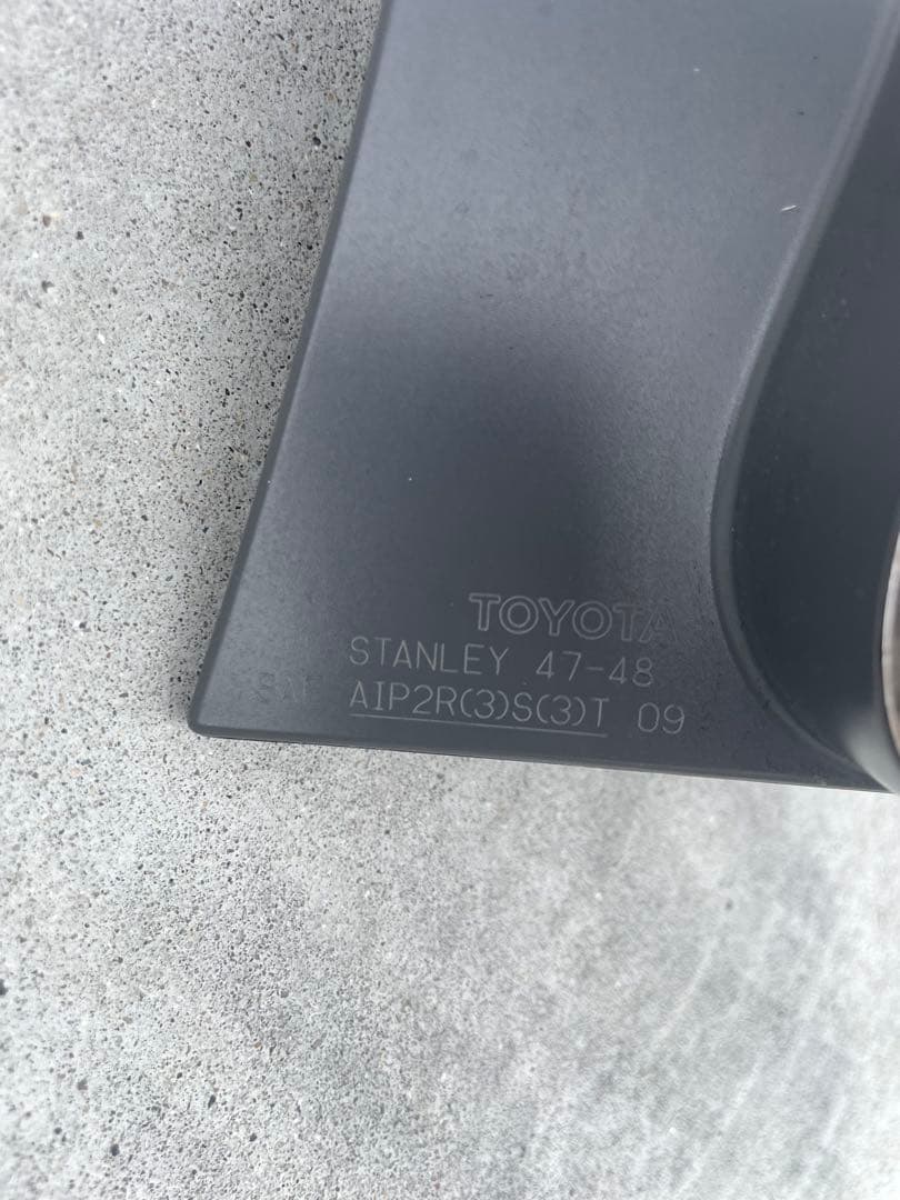 USDM プリウスv プリウスα テールランプ