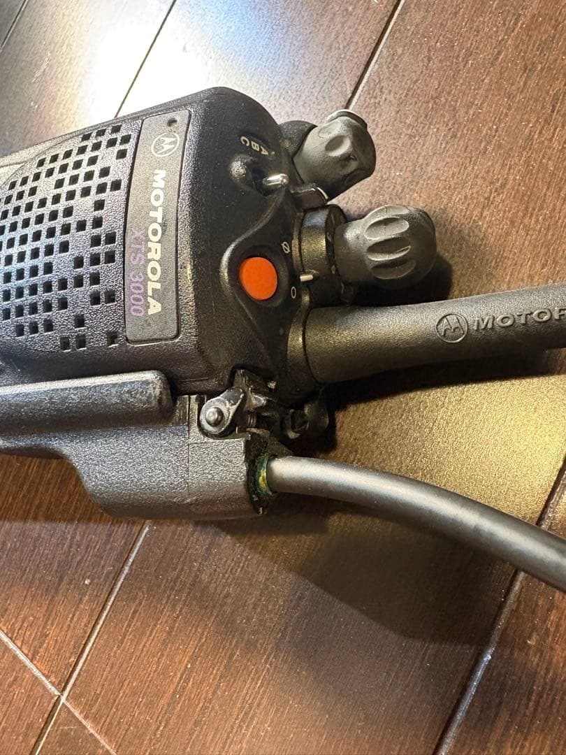 【実物ジャンク】MOTOROLA XTS3000 本体マイクセット