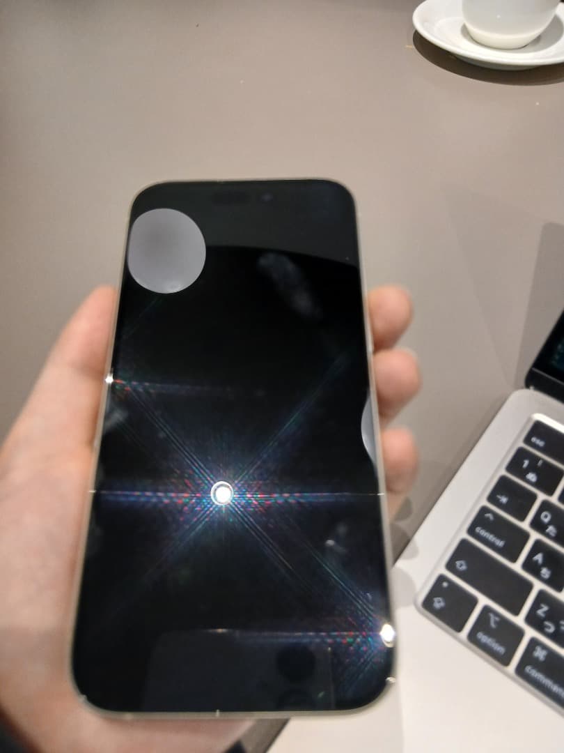 【極美品】iPhone 15 イエロー 128GB 本体のみ（バッテリー88%）