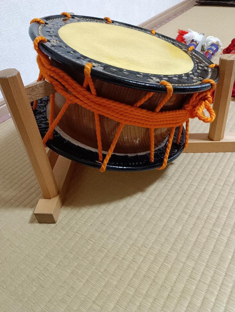 和太鼓　 締め太鼓　銭太鼓　直径約35cm バチ1セット付き