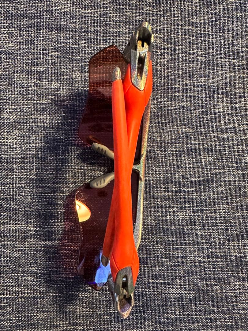 むーちゃーぶ　Oakley スポーツサングラス レッド/オレンジ/ブルー