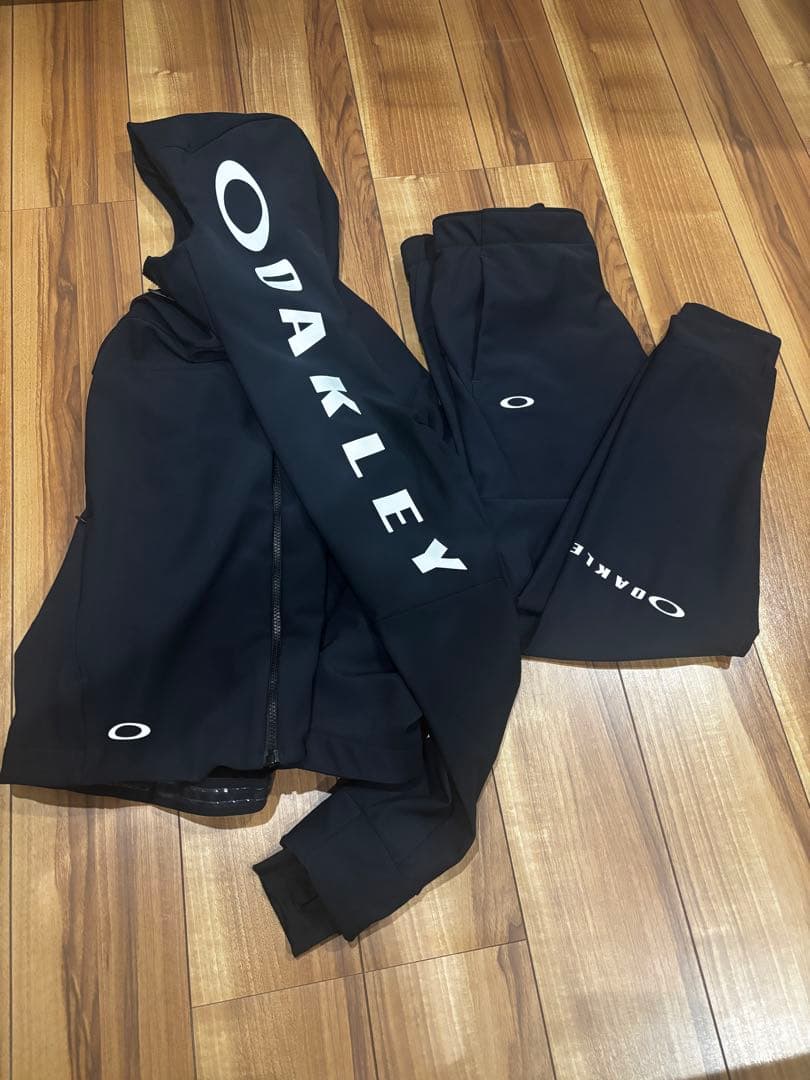 OAKLEYスポーツウエアMセットアップ撥水保温オークリーロングパンツフーディ