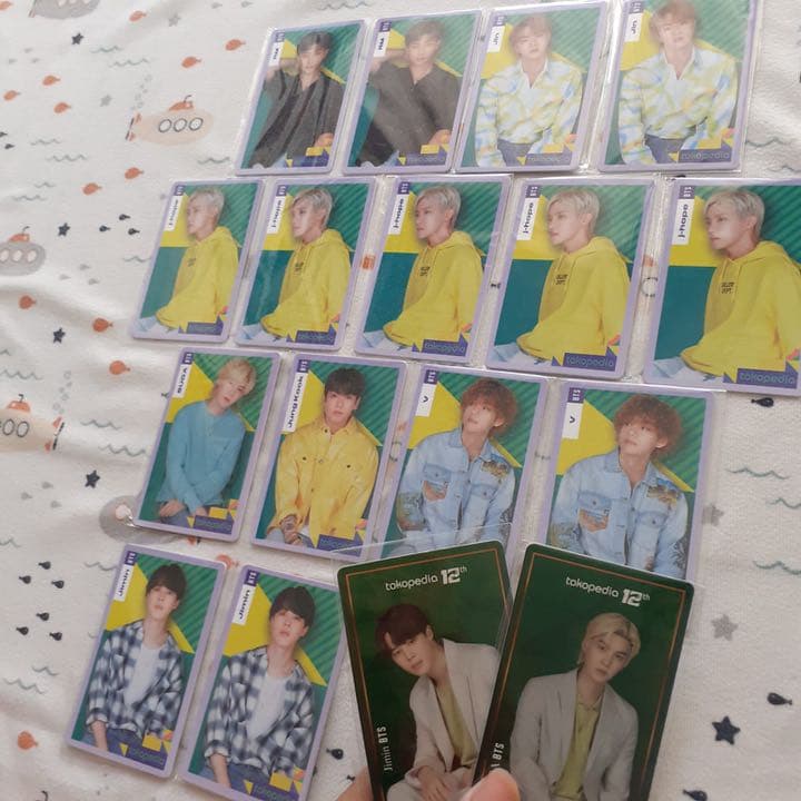 BTS tokopedia ホログラム トレカ 17 枚セット公式