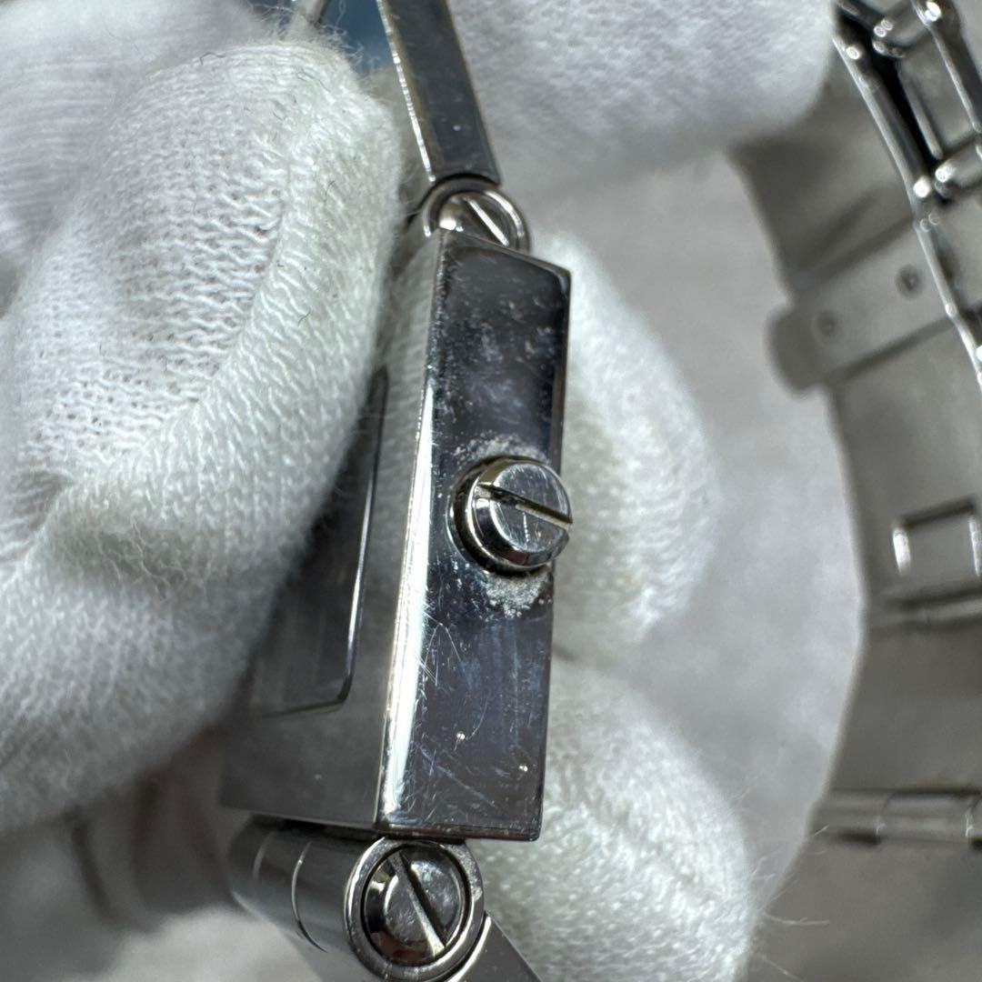 GUCCI グッチ 600L スクエア アナログ 腕時計 文字盤ブラック