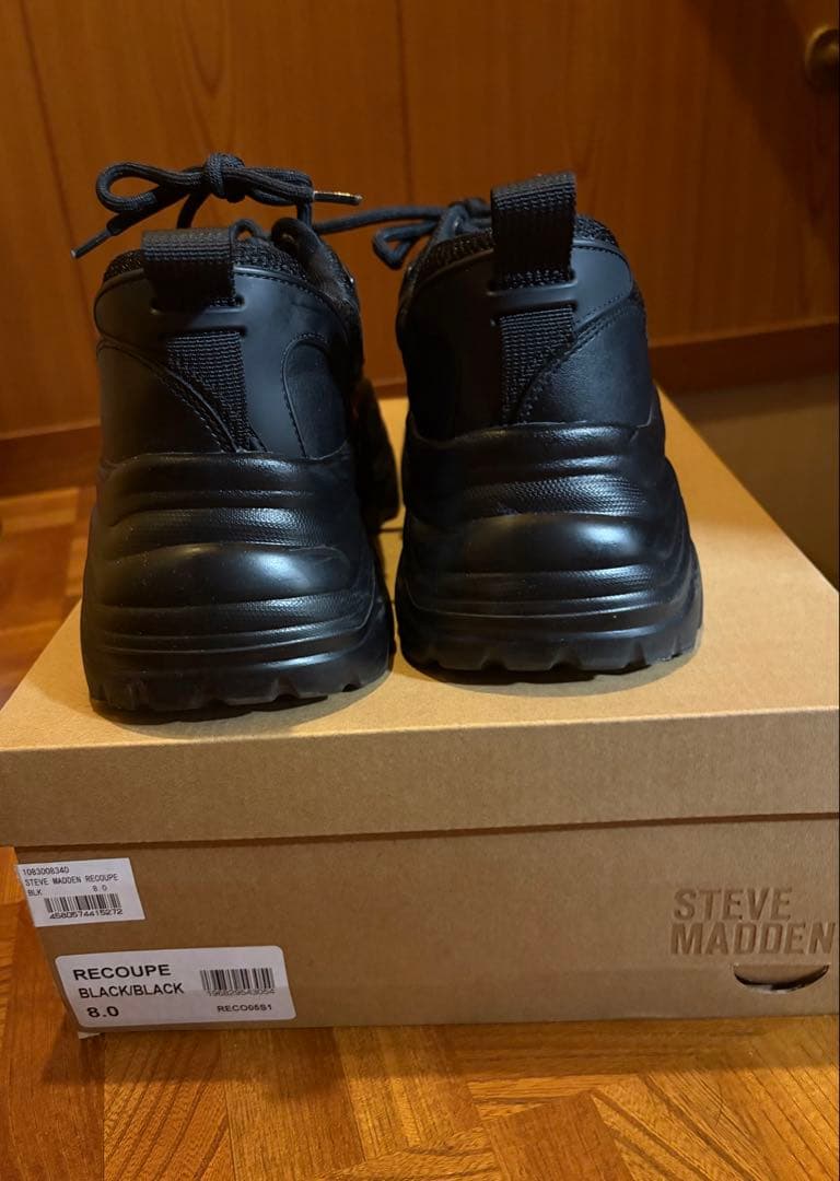 STEVE MADDEN 厚底ボリュームスニーカー ブラック