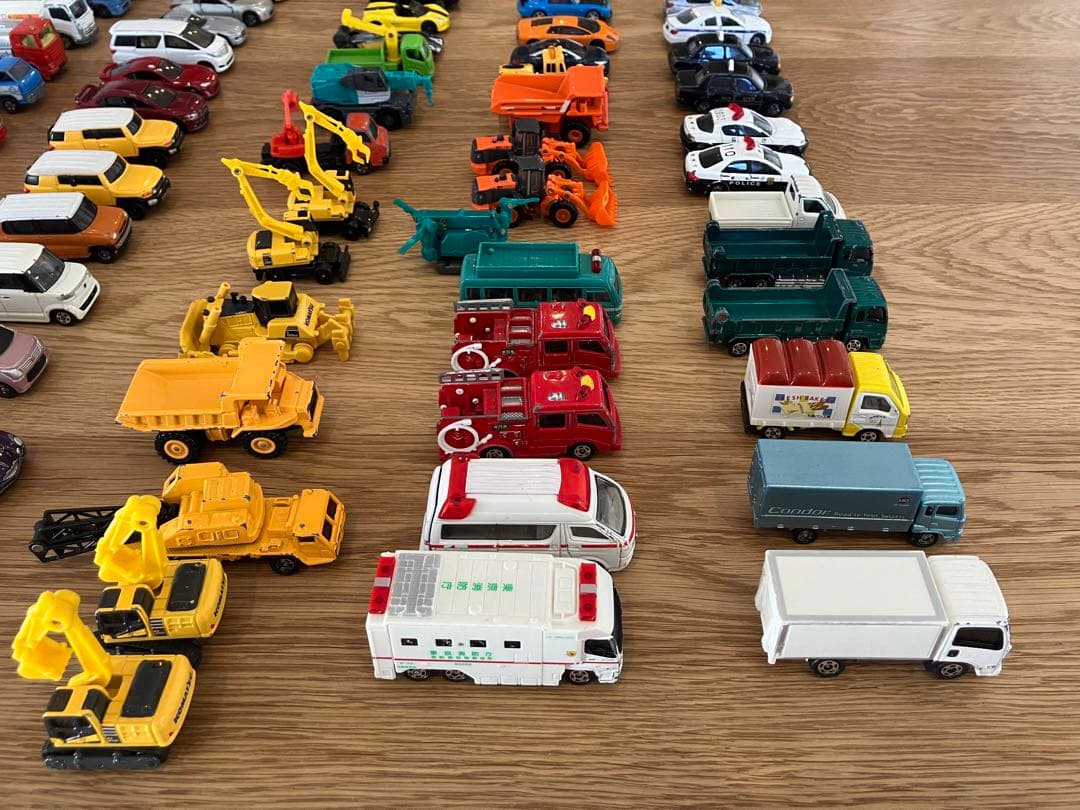 【ゆーさま専用】トミカ　ミニカー 約120台セット まとめ売り