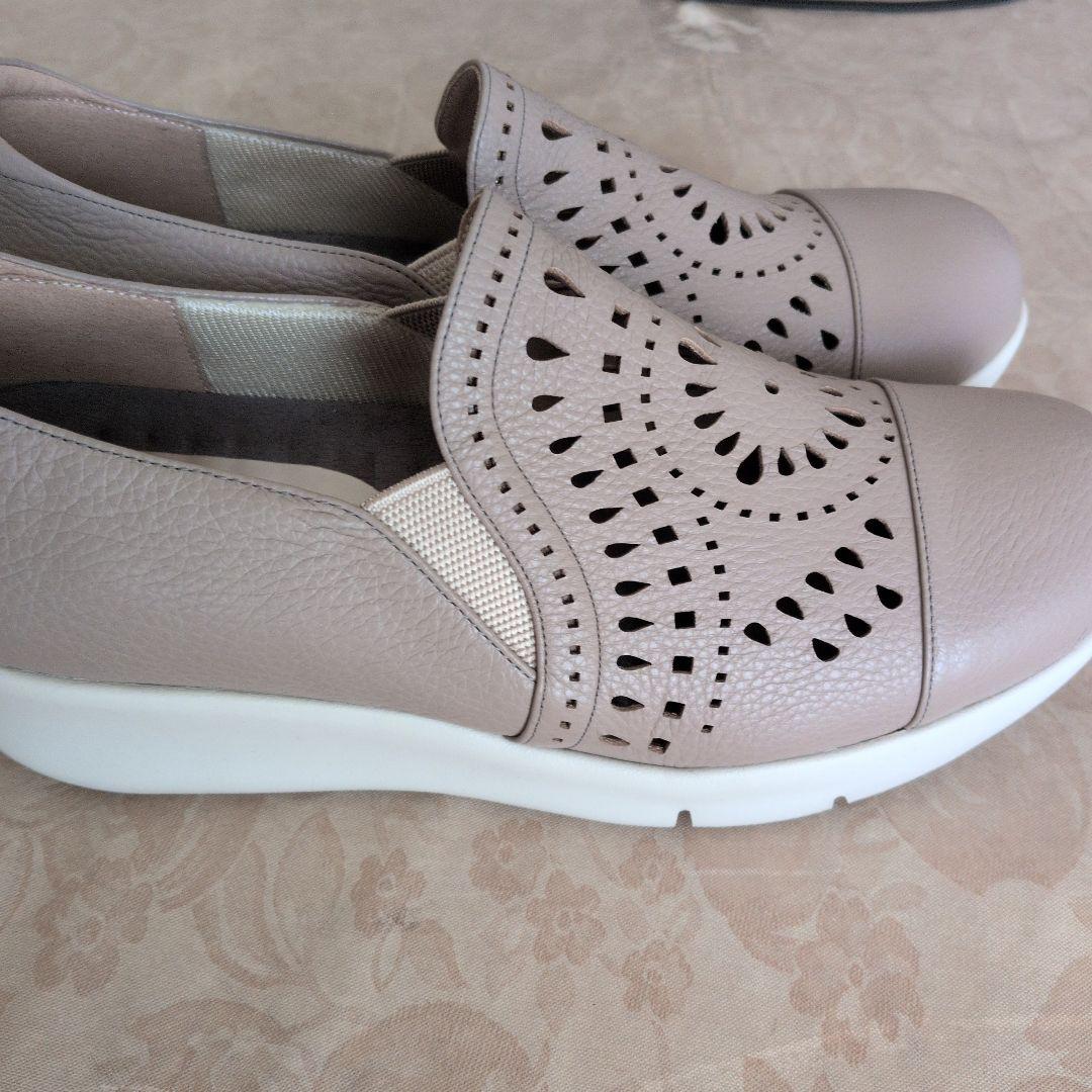 Miss Kyouko カットアウトデザインシューズ