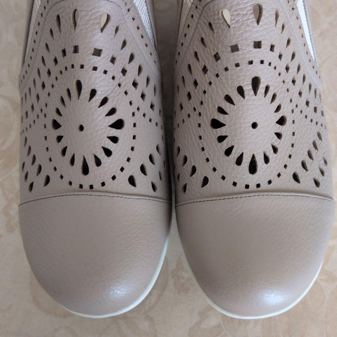 Miss Kyouko カットアウトデザインシューズ